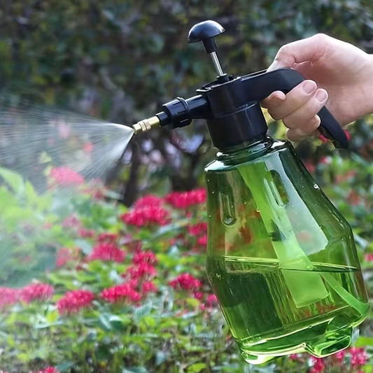 SurfSaviour Water Spray Pump 1500ml – Manual Pressure Sprayer