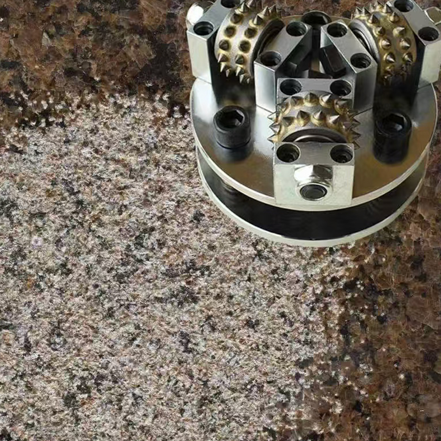 SurfSaviour Bush Hammer Plate - 30 pins with support