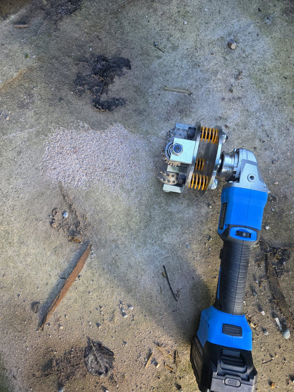 SurfSaviour Bush Hammer Plate - 30 pins with support