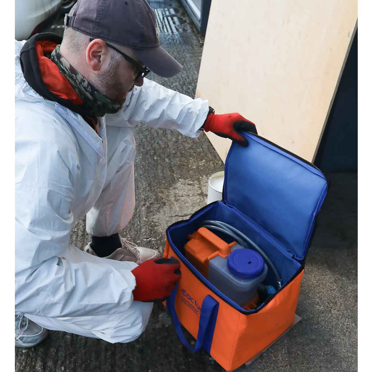 Painter with Protective Tool Bag for Cordless Airless Paint Sprayer Kit (3)
