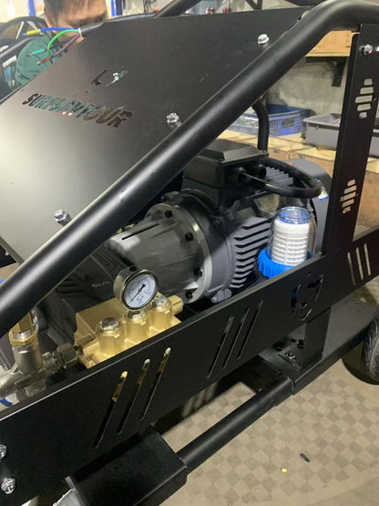 SurfSaviour 11550 Ultra High Pressure Cleaning Machine. 500 Bar